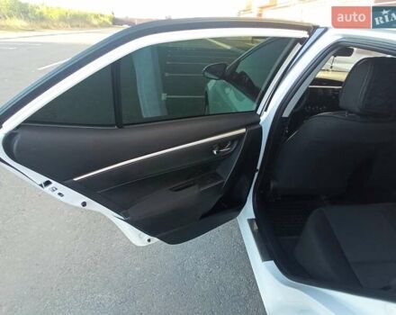 Белый Тойота Королла, объемом двигателя 1.6 л и пробегом 152 тыс. км за 13300 $, фото 17 на Automoto.ua