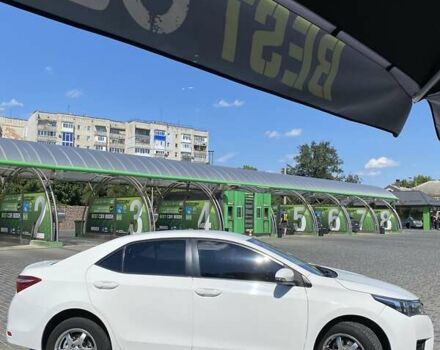 Білий Тойота Королла, об'ємом двигуна 1.6 л та пробігом 240 тис. км за 8900 $, фото 6 на Automoto.ua