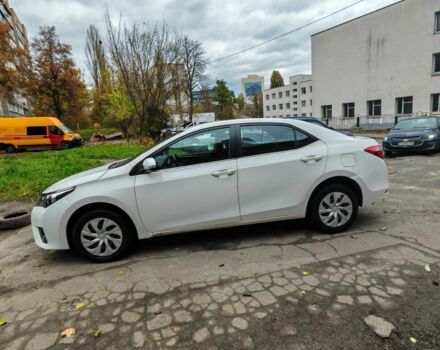 Білий Тойота Королла, об'ємом двигуна 1.6 л та пробігом 227 тис. км за 8900 $, фото 3 на Automoto.ua