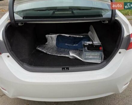 Білий Тойота Королла, об'ємом двигуна 1.6 л та пробігом 227 тис. км за 8900 $, фото 6 на Automoto.ua
