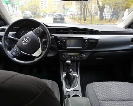 Білий Тойота Королла, об'ємом двигуна 1.6 л та пробігом 227 тис. км за 8900 $, фото 8 на Automoto.ua