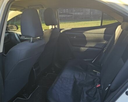 Белый Тойота Королла, объемом двигателя 1.6 л и пробегом 282 тыс. км за 7000 $, фото 2 на Automoto.ua