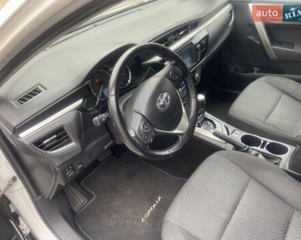 Белый Тойота Королла, объемом двигателя 1.6 л и пробегом 84 тыс. км за 13000 $, фото 8 на Automoto.ua