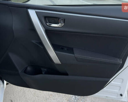 Белый Тойота Королла, объемом двигателя 1.6 л и пробегом 94 тыс. км за 14500 $, фото 51 на Automoto.ua