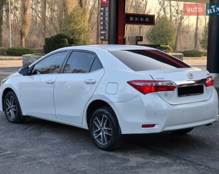 Білий Тойота Королла, об'ємом двигуна 1.6 л та пробігом 122 тис. км за 12000 $, фото 5 на Automoto.ua