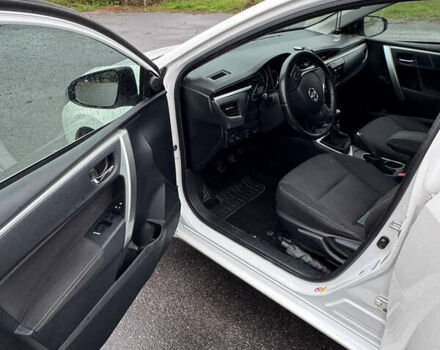 Белый Тойота Королла, объемом двигателя 1.6 л и пробегом 168 тыс. км за 14100 $, фото 7 на Automoto.ua