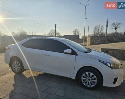 Белый Тойота Королла, объемом двигателя 1.3 л и пробегом 157 тыс. км за 8600 $, фото 6 на Automoto.ua
