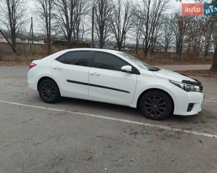 Білий Тойота Королла, об'ємом двигуна 1.6 л та пробігом 134 тис. км за 12500 $, фото 5 на Automoto.ua