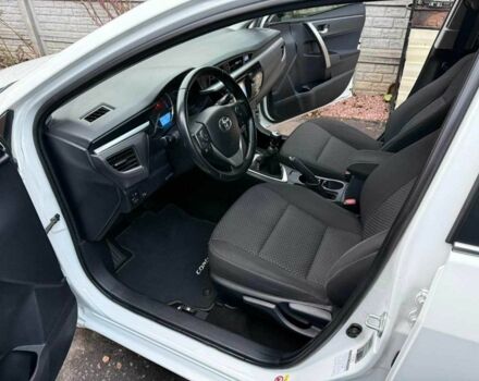 Білий Тойота Королла, об'ємом двигуна 1.6 л та пробігом 87 тис. км за 11750 $, фото 5 на Automoto.ua
