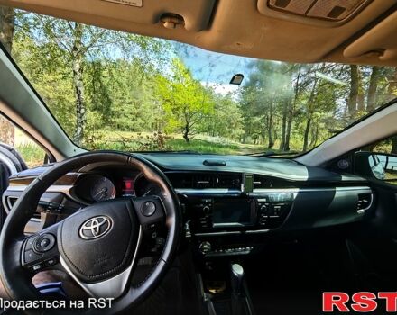 Білий Тойота Королла, об'ємом двигуна 1.8 л та пробігом 300 тис. км за 8900 $, фото 2 на Automoto.ua