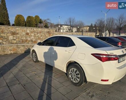 Белый Тойота Королла, объемом двигателя 1.3 л и пробегом 157 тыс. км за 8600 $, фото 3 на Automoto.ua