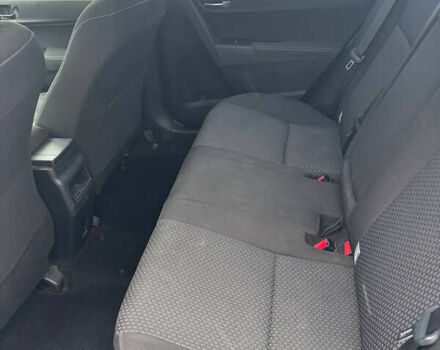 Белый Тойота Королла, объемом двигателя 1.6 л и пробегом 168 тыс. км за 14100 $, фото 12 на Automoto.ua