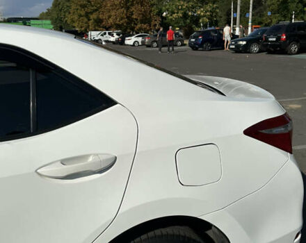 Белый Тойота Королла, объемом двигателя 1.33 л и пробегом 145 тыс. км за 10800 $, фото 21 на Automoto.ua