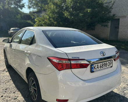 Белый Тойота Королла, объемом двигателя 1.6 л и пробегом 248 тыс. км за 11000 $, фото 2 на Automoto.ua