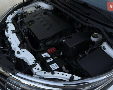 Тойота Королла 2015 в Одессе на Automoto.ua Белый Тойота Королла, объемом двигателя 1.6 л и пробегом 94 тыс. км за 14500 $, фото 3 на Automoto.ua