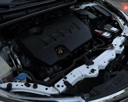 Тойота Королла 2015 в Одессе на Automoto.ua Белый Тойота Королла, объемом двигателя 1.6 л и пробегом 94 тыс. км за 14500 $, фото 4 на Automoto.ua