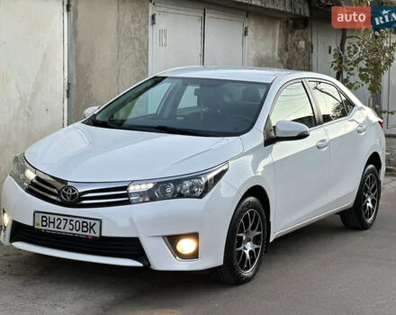 Тойота Королла 2015 в Одессе на Automoto.ua Белый Тойота Королла, объемом двигателя 1.6 л и пробегом 94 тыс. км за 14500 $, фото 31 на Automoto.ua