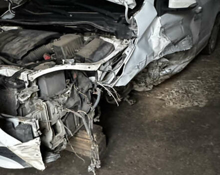 Белый Тойота Королла, объемом двигателя 1.6 л и пробегом 550 тыс. км за 3700 $, фото 1 на Automoto.ua