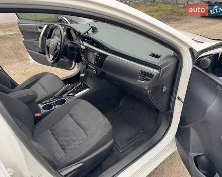 Белый Тойота Королла, объемом двигателя 1.6 л и пробегом 136 тыс. км за 13500 $, фото 11 на Automoto.ua