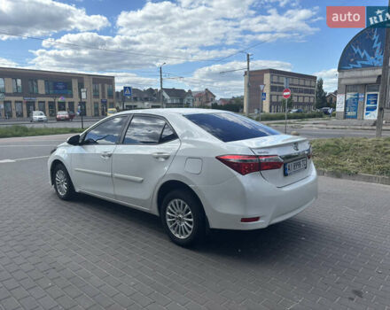 Белый Тойота Королла, объемом двигателя 1.6 л и пробегом 176 тыс. км за 10999 $, фото 11 на Automoto.ua