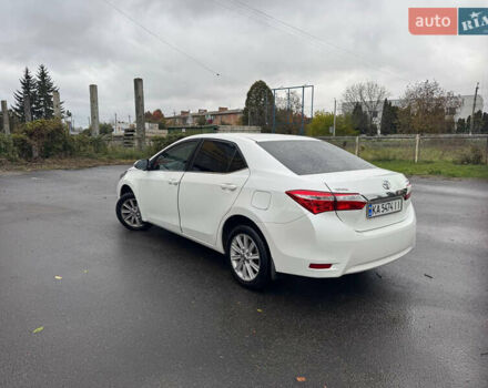 Белый Тойота Королла, объемом двигателя 1.6 л и пробегом 168 тыс. км за 14100 $, фото 3 на Automoto.ua