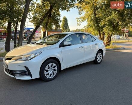 Белый Тойота Королла, объемом двигателя 1.6 л и пробегом 160 тыс. км за 12500 $, фото 5 на Automoto.ua