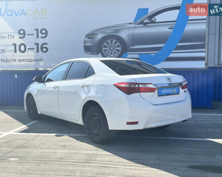 Белый Тойота Королла, объемом двигателя 1.6 л и пробегом 275 тыс. км за 11900 $, фото 7 на Automoto.ua