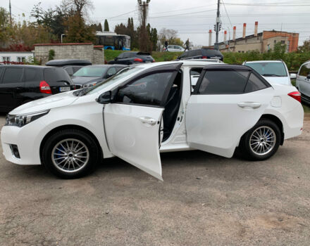 Белый Тойота Королла, объемом двигателя 1.3 л и пробегом 150 тыс. км за 12390 $, фото 9 на Automoto.ua