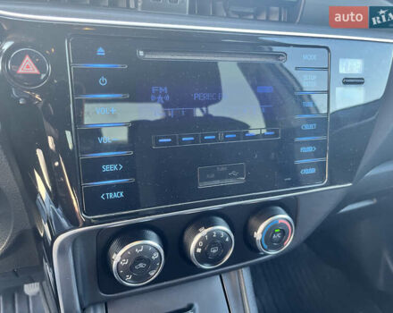 Белый Тойота Королла, объемом двигателя 1.6 л и пробегом 275 тыс. км за 11900 $, фото 13 на Automoto.ua