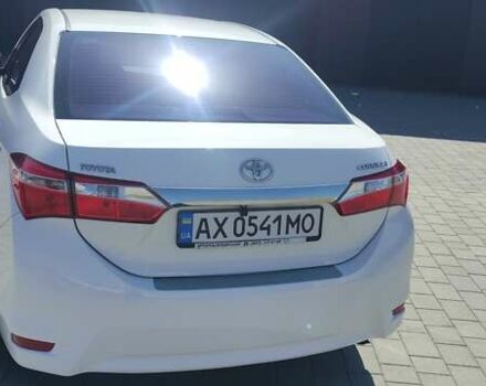 Білий Тойота Королла, об'ємом двигуна 1.33 л та пробігом 118 тис. км за 10500 $, фото 6 на Automoto.ua