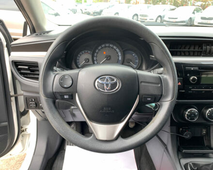 Белый Тойота Королла, объемом двигателя 1.3 л и пробегом 150 тыс. км за 12390 $, фото 18 на Automoto.ua