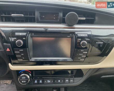 Белый Тойота Королла, объемом двигателя 1.8 л и пробегом 47 тыс. км за 10999 $, фото 26 на Automoto.ua