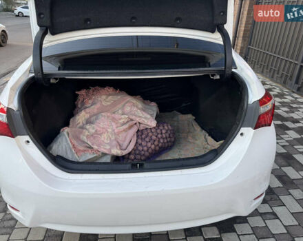 Белый Тойота Королла, объемом двигателя 1.6 л и пробегом 125 тыс. км за 12600 $, фото 36 на Automoto.ua