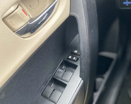 Белый Тойота Королла, объемом двигателя 1.8 л и пробегом 47 тыс. км за 10999 $, фото 38 на Automoto.ua