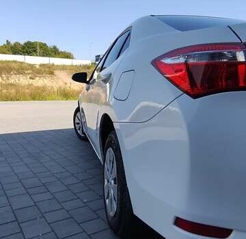 Білий Тойота Королла, об'ємом двигуна 1.33 л та пробігом 118 тис. км за 10500 $, фото 12 на Automoto.ua