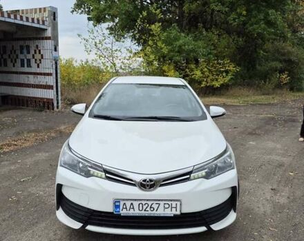Белый Тойота Королла, объемом двигателя 1.33 л и пробегом 222 тыс. км за 9600 $, фото 6 на Automoto.ua