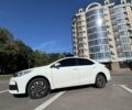 Белый Тойота Королла, объемом двигателя 1.3 л и пробегом 67 тыс. км за 14000 $, фото 1 на Automoto.ua