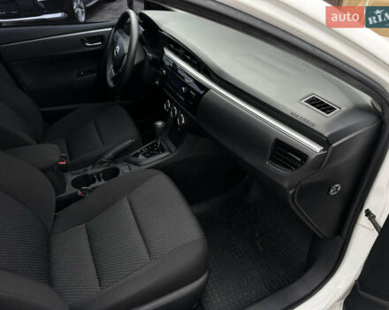 Білий Тойота Королла, об'ємом двигуна 1.6 л та пробігом 41 тис. км за 16250 $, фото 24 на Automoto.ua