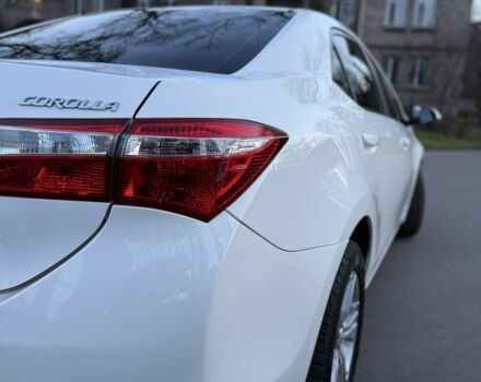 Білий Тойота Королла, об'ємом двигуна 1.6 л та пробігом 180 тис. км за 12599 $, фото 3 на Automoto.ua