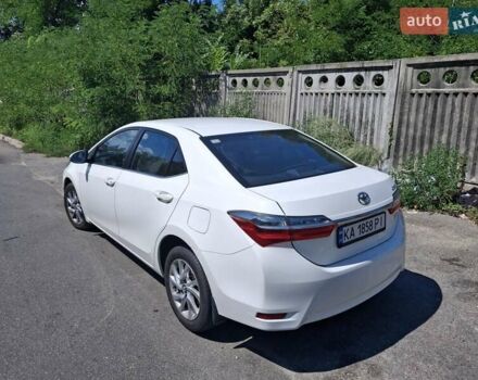Белый Тойота Королла, объемом двигателя 1.6 л и пробегом 100 тыс. км за 15800 $, фото 4 на Automoto.ua