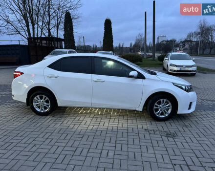 Белый Тойота Королла, объемом двигателя 1.6 л и пробегом 158 тыс. км за 10300 $, фото 2 на Automoto.ua