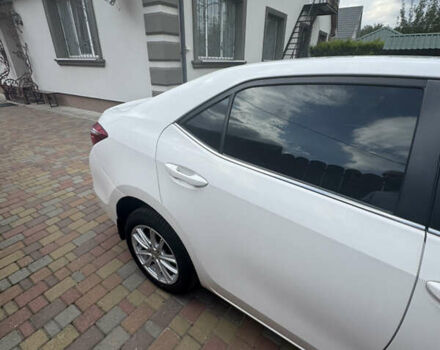 Білий Тойота Королла, об'ємом двигуна 1.6 л та пробігом 117 тис. км за 14000 $, фото 17 на Automoto.ua