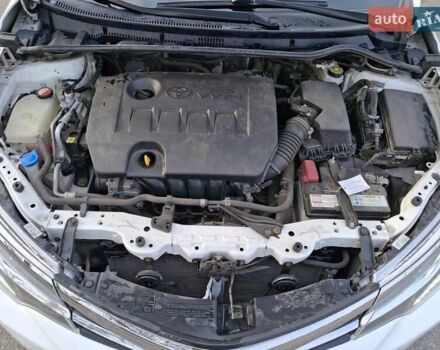 Белый Тойота Королла, объемом двигателя 1.6 л и пробегом 100 тыс. км за 15800 $, фото 11 на Automoto.ua