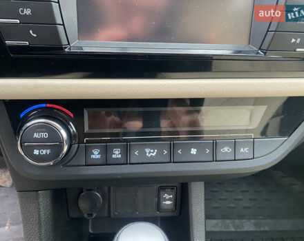 Белый Тойота Королла, объемом двигателя 1.8 л и пробегом 47 тыс. км за 10999 $, фото 29 на Automoto.ua