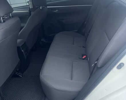 Белый Тойота Королла, объемом двигателя 1.6 л и пробегом 194 тыс. км за 9900 $, фото 7 на Automoto.ua