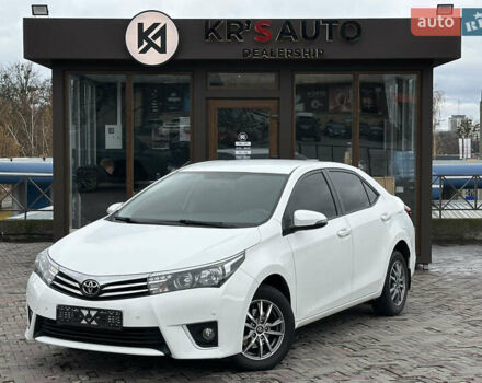 Білий Тойота Королла, об'ємом двигуна 1.6 л та пробігом 41 тис. км за 16250 $, фото 2 на Automoto.ua