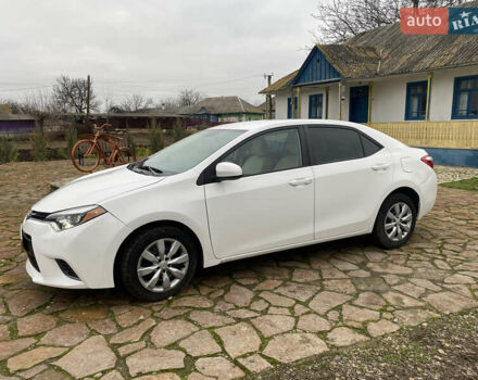 Белый Тойота Королла, объемом двигателя 1.8 л и пробегом 47 тыс. км за 10999 $, фото 2 на Automoto.ua