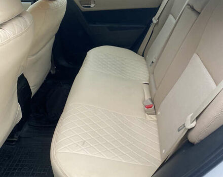 Белый Тойота Королла, объемом двигателя 1.8 л и пробегом 47 тыс. км за 10999 $, фото 34 на Automoto.ua