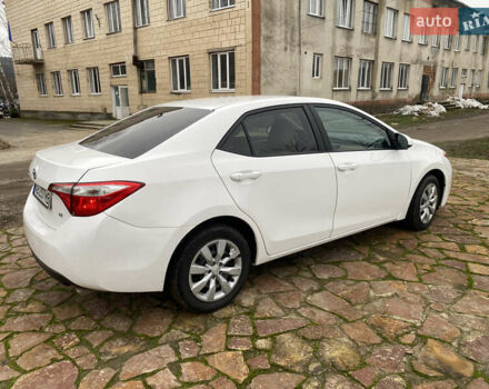 Белый Тойота Королла, объемом двигателя 1.8 л и пробегом 47 тыс. км за 10999 $, фото 5 на Automoto.ua