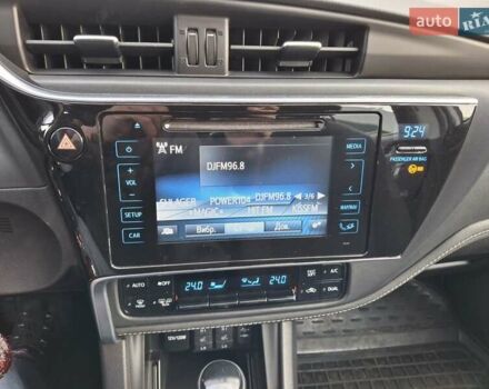 Белый Тойота Королла, объемом двигателя 1.6 л и пробегом 100 тыс. км за 15800 $, фото 19 на Automoto.ua